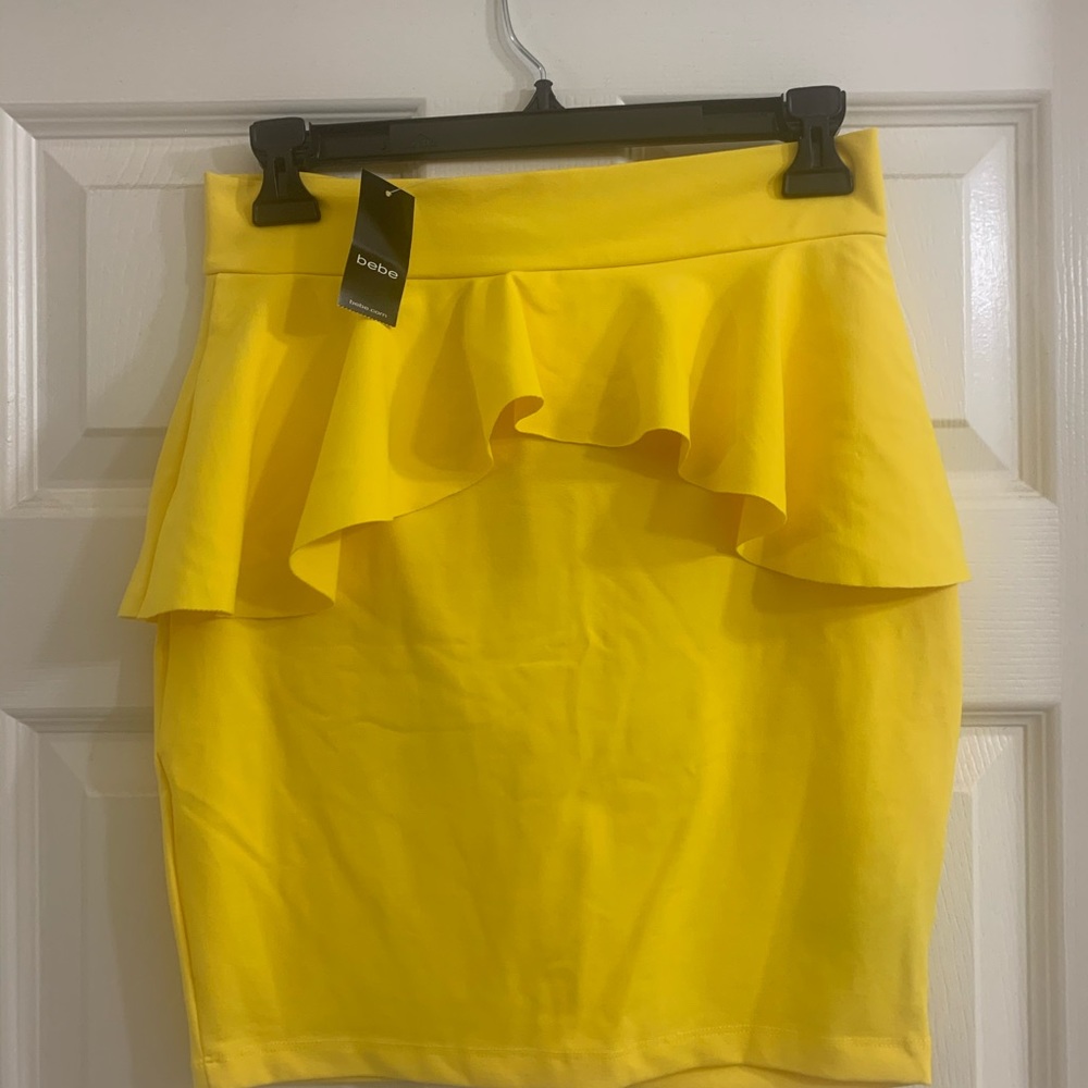 Bebe skirt NWT